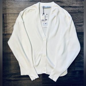 Zara Bottom Sweater White, sz Medium NWT